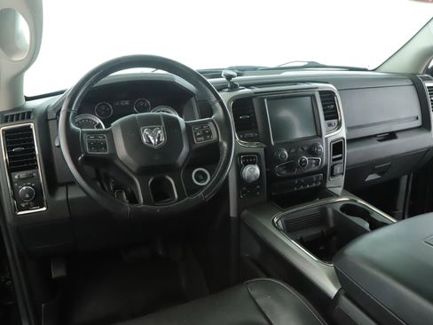 Used 2016 RAM 1500 Sport w/ Black Ram 1500 Sport Group AWD/4WD image 2