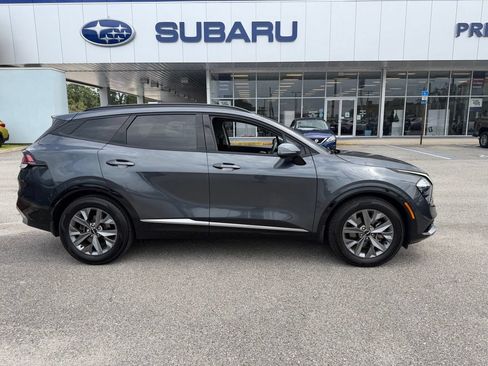 Used 2023 Kia Sportage SX FWD image 2