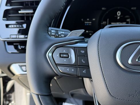 New 2026 Lexus RX 450h AWD image 23
