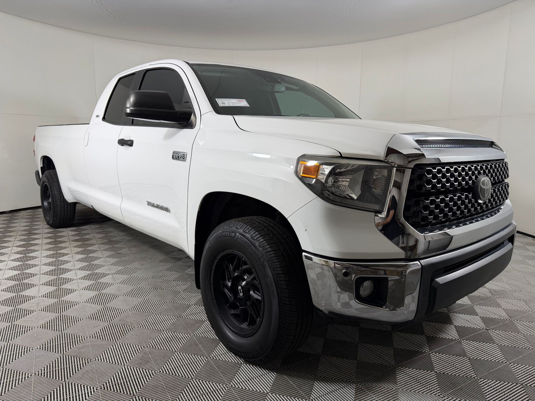 Used 2021 Toyota Tundra SR5 RWD image 7