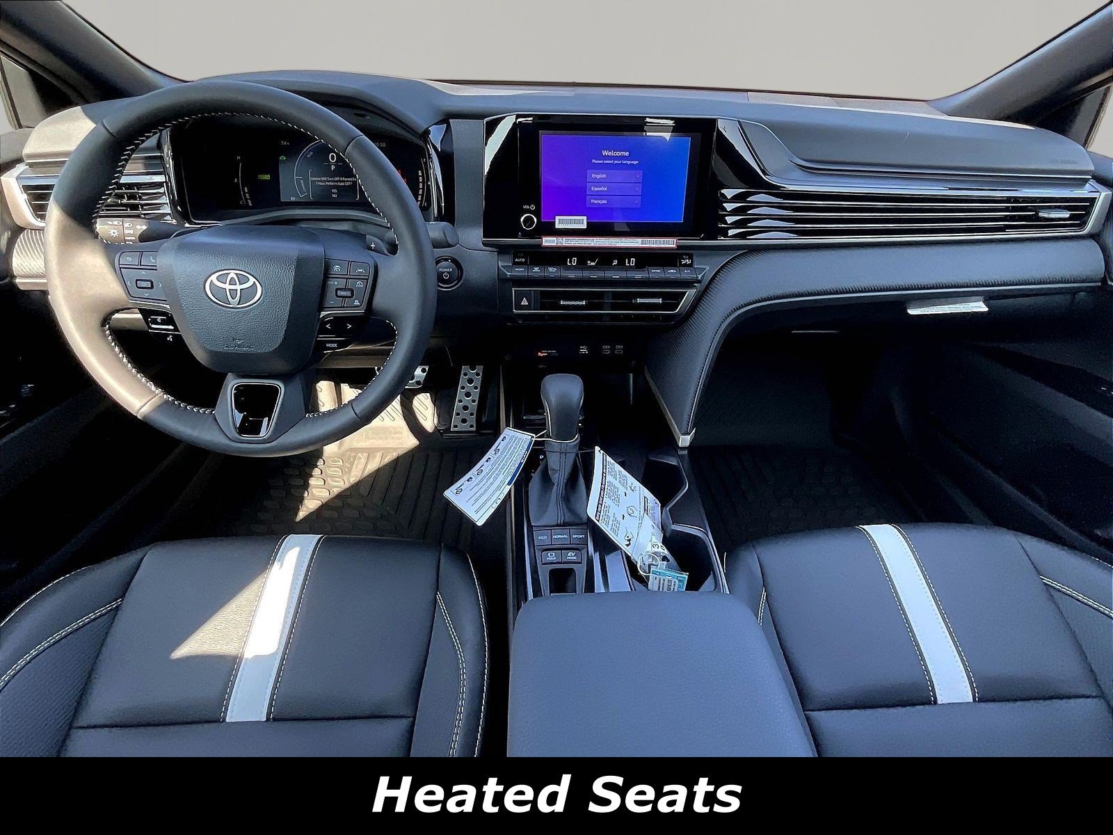 Used 2026 Toyota Camry SE AWD/4WD image 9