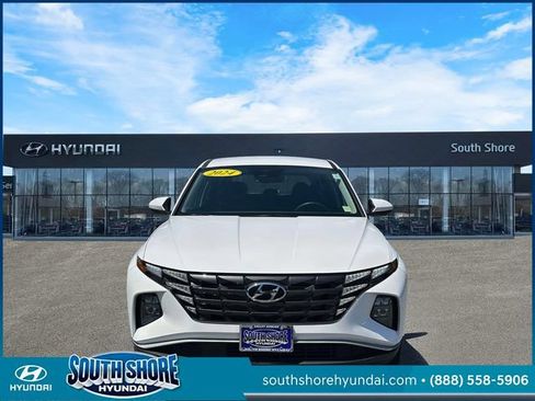 Certified 2024 Hyundai Tucson SE AWD/4WD image 2