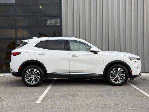 Used 2023 Buick Envision Essence image 4