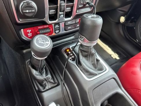 Used 2024 Jeep Wrangler Unlimited Rubicon 392 AWD/4WD image 9