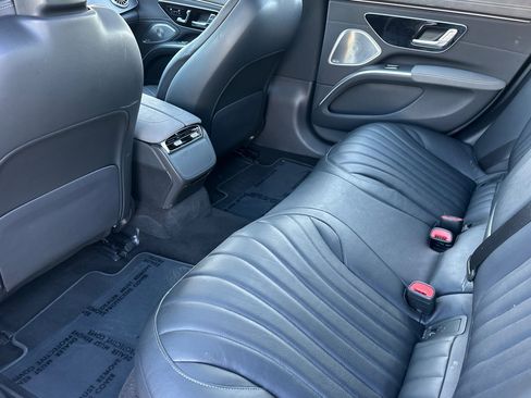 Used 2022 Mercedes-Benz EQS 450+ Sedan w/ AMG Line Exterior image 11