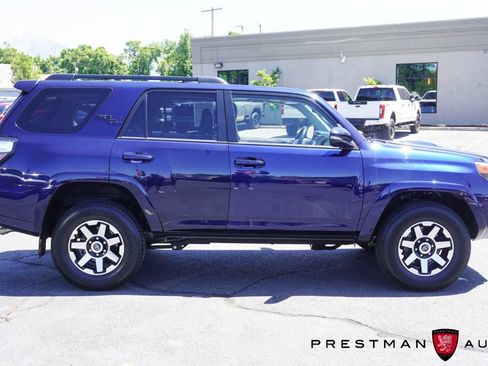 Used 2023 Toyota 4Runner TRD Off-Road Premium w/ Moonroof Package AWD/4WD image 22
