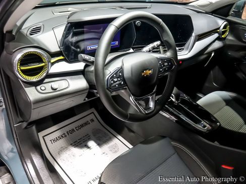 New 2026 Chevrolet Trax LT w/ Driver Confidence Package FWD image 11