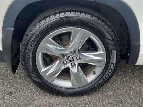 Used 2016 Toyota Highlander Limited AWD/4WD image 5