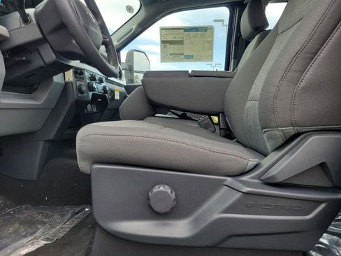 New 2026 Ford F250 4x4 SuperCab Super Duty image 19
