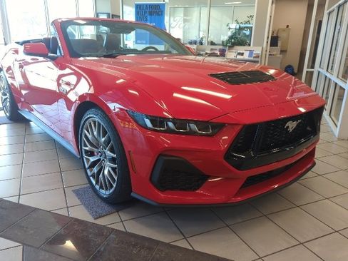 Used 2025 Ford Mustang GT Premium image 1