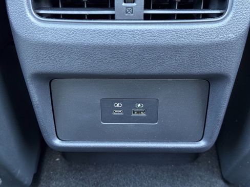 Used 2023 Nissan Rogue SV w/ SV Premium B Package FWD image 30