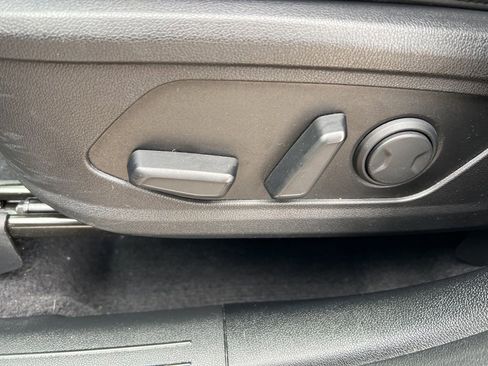 Certified 2023 Kia Sorento S AWD/4WD image 50
