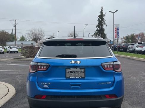 Used 2024 Jeep Compass Limited image 6