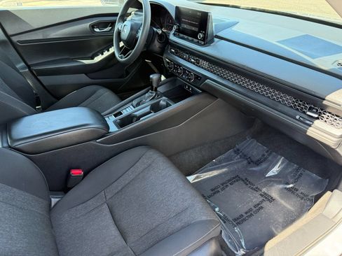 Certified 2024 Honda Accord EX image 29
