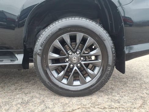 Used 2021 Lexus GX 460 Premium w/ Premium Package image 25