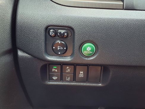 Used 2022 Honda Passport TrailSport image 12