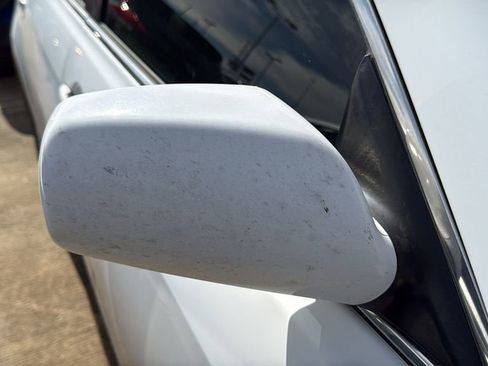 Used 2011 Toyota Camry LE w/ LE Extra-Value Pkg image 9