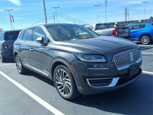 Used 2019 Lincoln Nautilus Reserve w/ Driver Assistance Package image 8