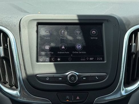 Used 2024 Chevrolet Equinox LT FWD image 17