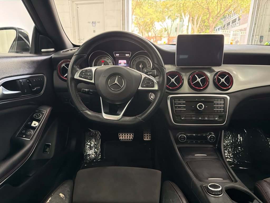 Used 2016 Mercedes-Benz CLA 250 image 24