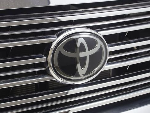 Used 2021 Toyota Tundra 1794 Edition image 16