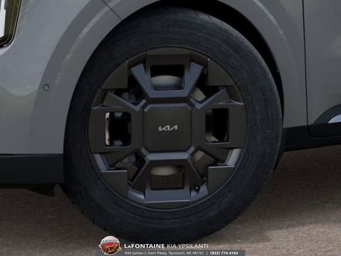 New 2026 Kia Carnival SX FWD image 9