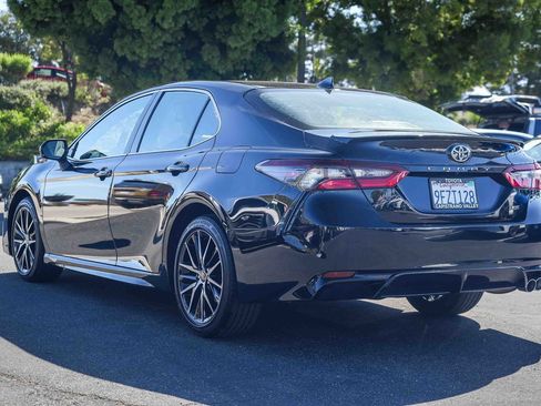 Certified 2023 Toyota Camry SE FWD image 8