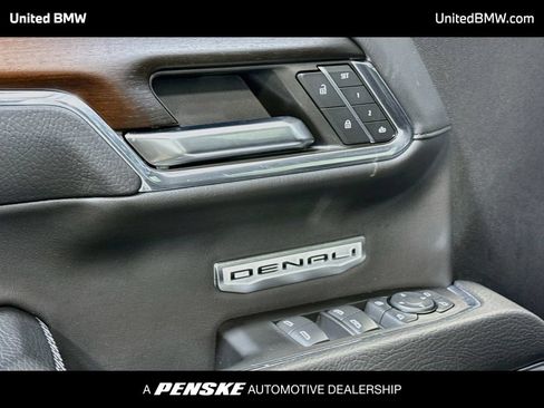 Used 2024 GMC Sierra 1500 Denali w/ Denali Reserve Package AWD/4WD image 3