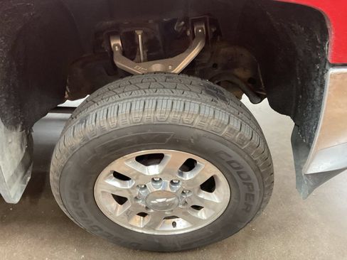 Used 2015 Chevrolet Silverado 3500 LT AWD/4WD image 3