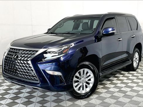 Used 2022 Lexus GX 460 image 2