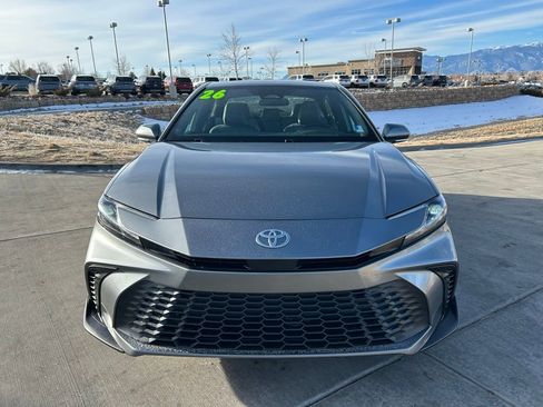 Used 2026 Toyota Camry SE image 2