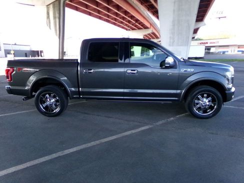 Used 2016 Ford F150 Platinum w/ Equipment Group 701A Luxury AWD/4WD image 5