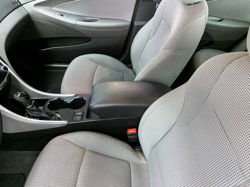 Used 2013 Hyundai Sonata GLS w/ Popular Equipment Pkg FWD image 8