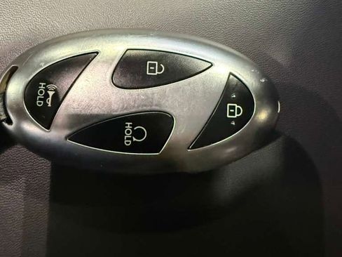 Used 2026 Hyundai Santa Fe SEL image 21