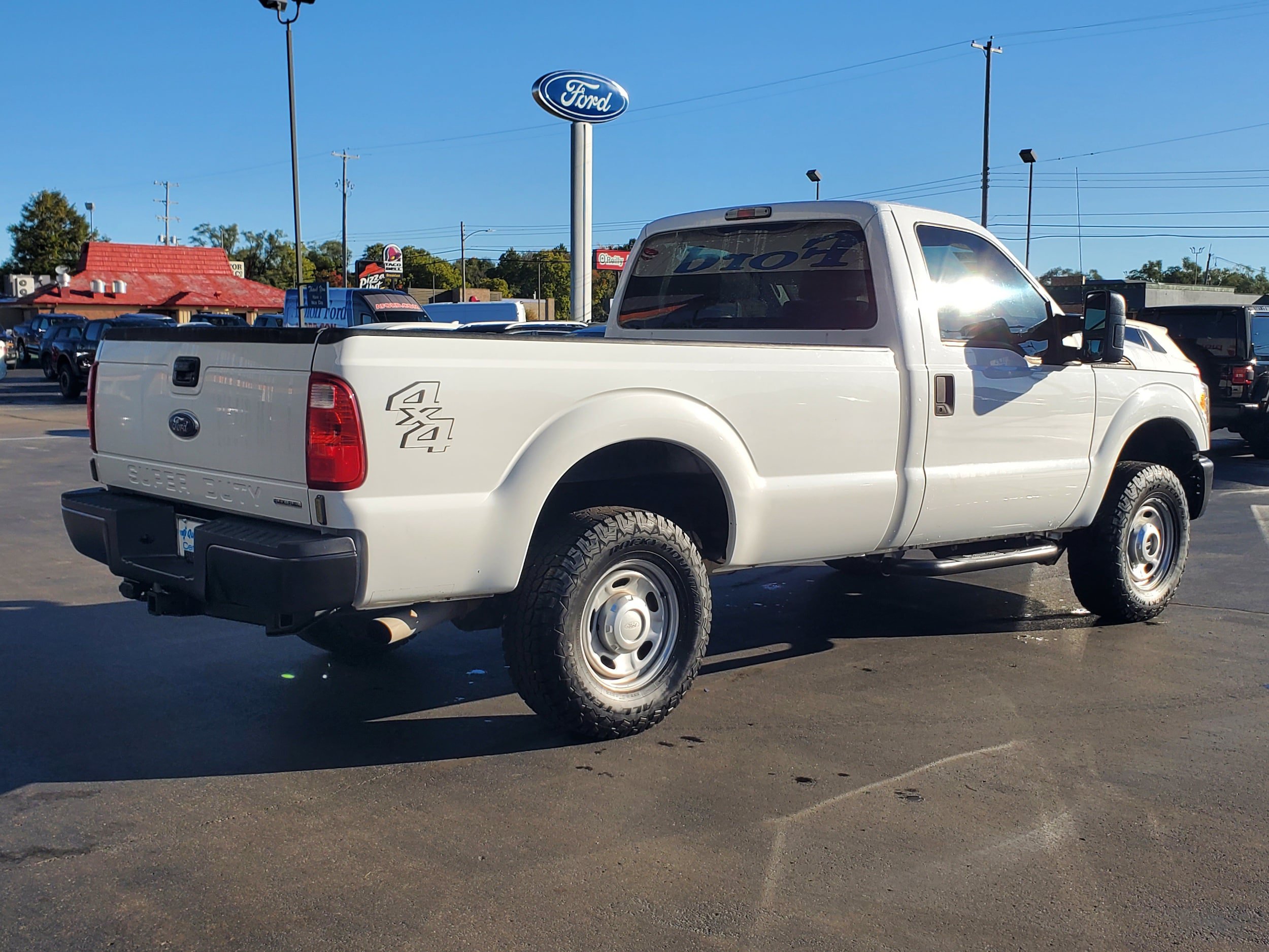 Used 2016 Ford F250 XL AWD/4WD image 4