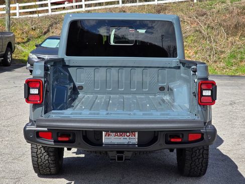 New 2026 Jeep Gladiator Rubicon AWD/4WD image 13
