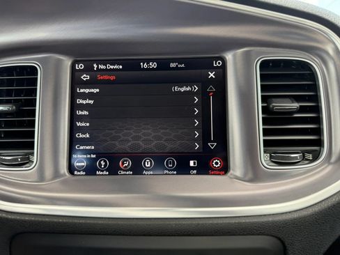Used 2019 Dodge Charger SXT AWD/4WD image 26
