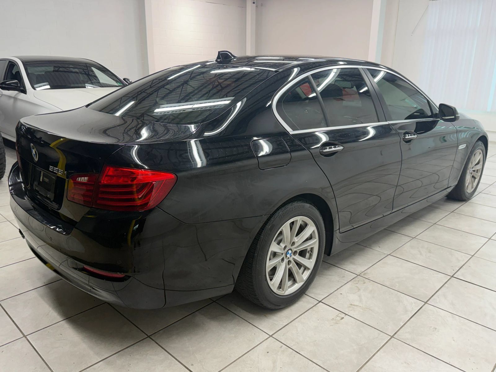 Used 2015 BMW 528i Sedan RWD image 9