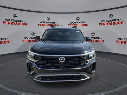 New 2026 Volkswagen Atlas Cross Sport SE AWD/4WD image 3