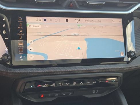 New 2026 Jeep Cherokee Overland w/ Advanced Pro Tech Group AWD/4WD image 25