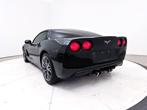 Used 2008 Chevrolet Corvette Coupe w/ Z51 Performance Package RWD image 13