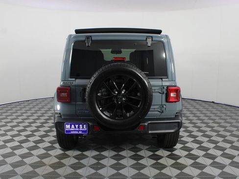 Used 2025 Jeep Wrangler Unlimited Sahara w/ Safety Group AWD/4WD image 22