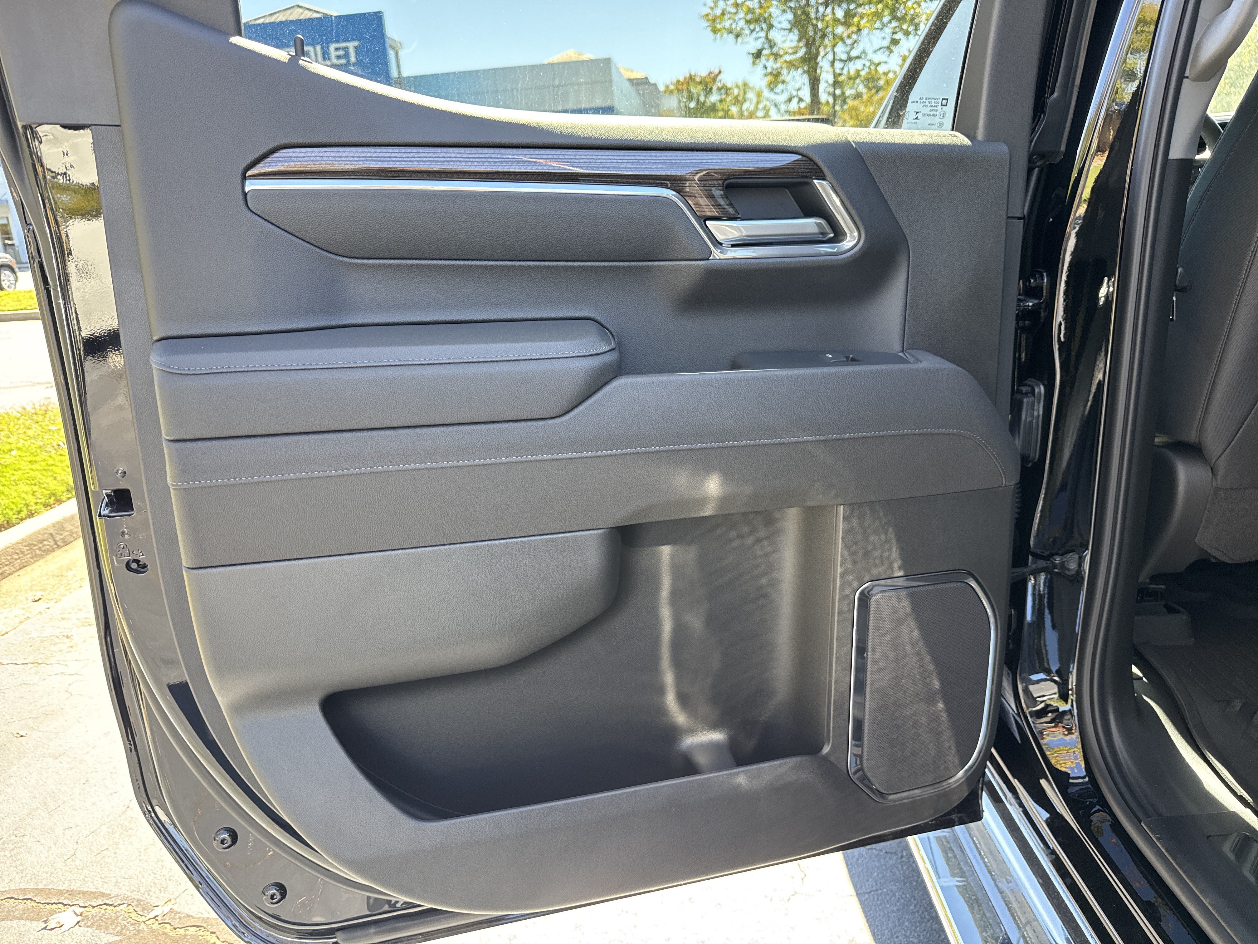 New 2026 Chevrolet Silverado 1500 RST w/ Z71 Off-Road Package AWD/4WD image 21