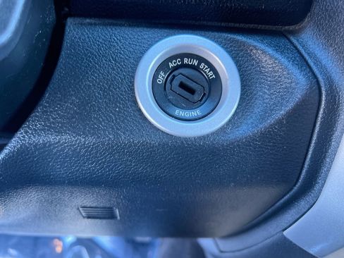 Used 2017 RAM 2500 Laramie image 23