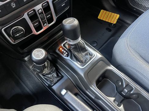 New 2026 Jeep Gladiator Sport AWD/4WD image 31