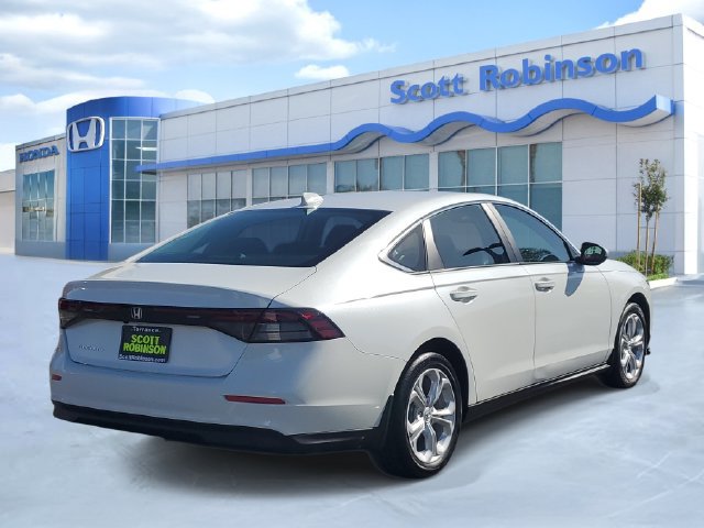 Used 2023 Honda Accord LX image 4