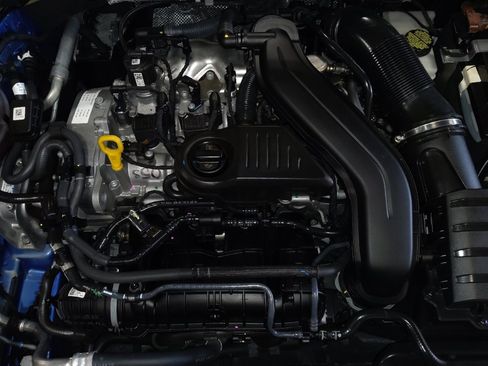 Used 2024 Volkswagen Jetta Sport image 30