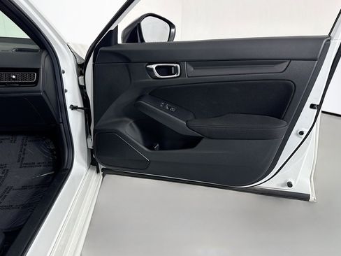 Used 2025 Honda Civic Sport image 23