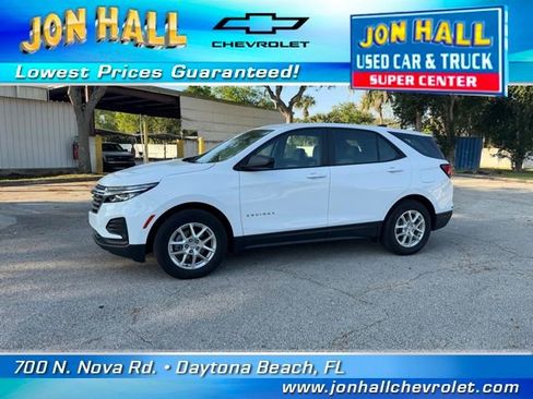 Used 2023 Chevrolet Equinox LS w/ Driver Confidence II Package image 3