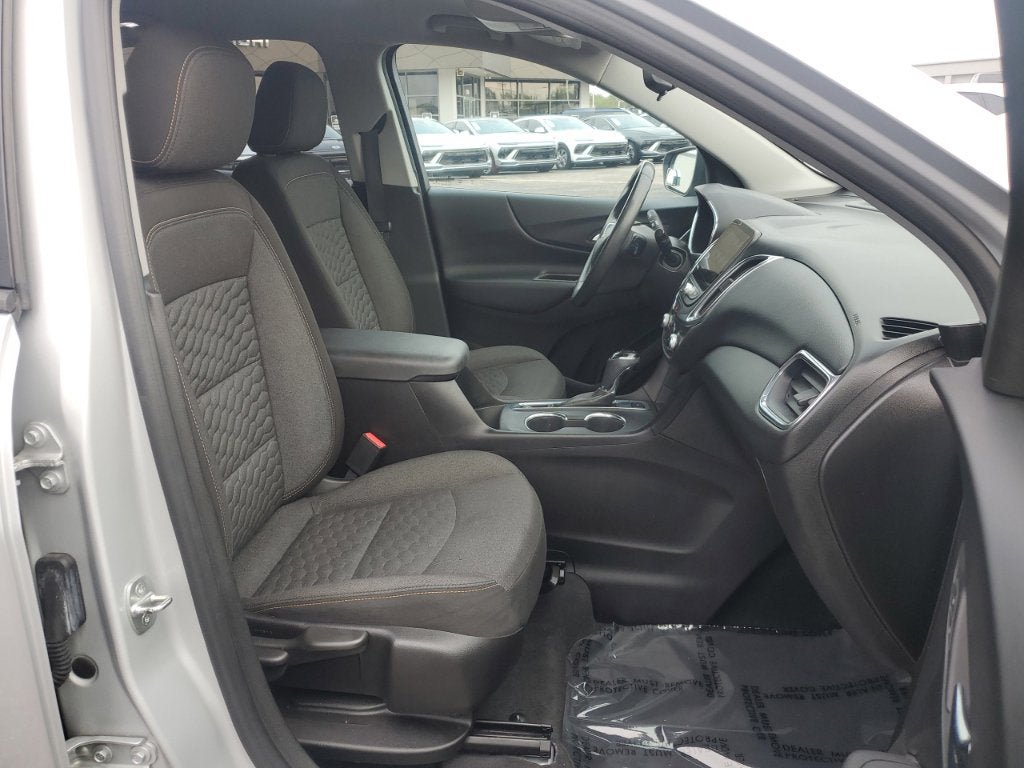 Used 2020 Chevrolet Equinox LT FWD image 41